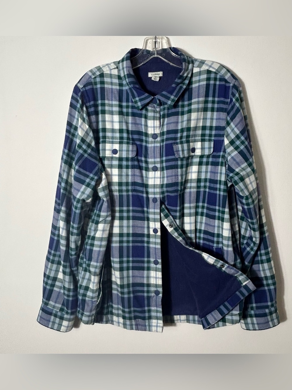LL Bean Shirt Jacket Womens Size Large Plaid Snap Up Outdoors Shacket Hiking